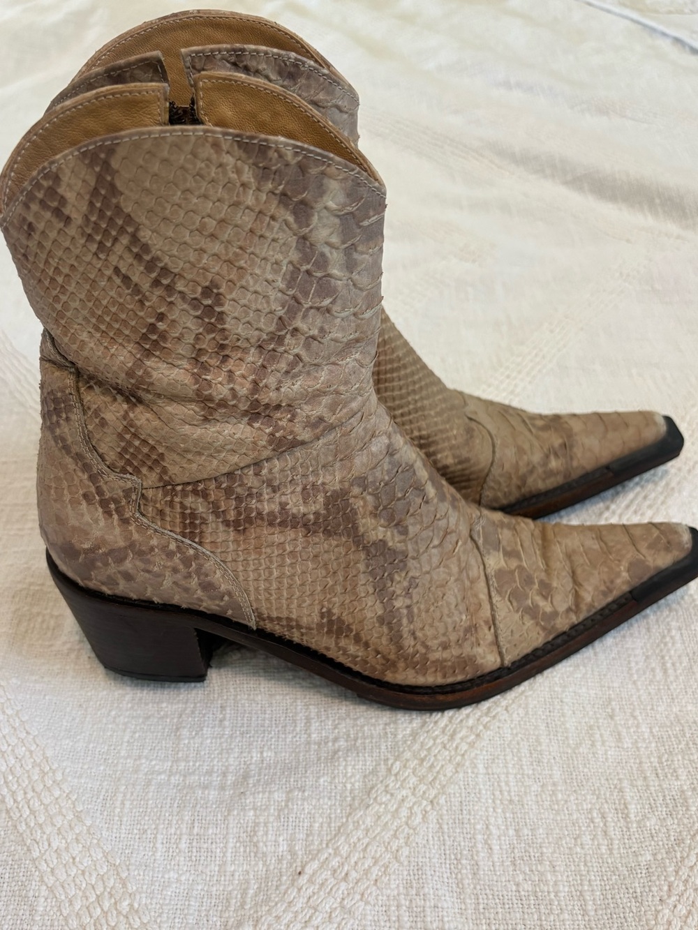 Snakeskin leather heeled boots cowboy western luxury pointed square toe 37